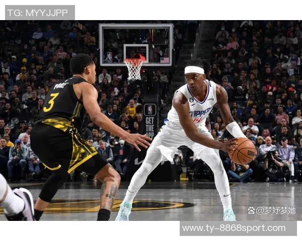 雄鹿签约2022年10号秀约翰尼戴维斯将加盟G联盟球队锻炼提升