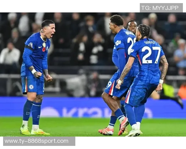 埃基蒂克与若昂佩德罗数据对比分析:进球与过人表现的深度解读 埃基蒂克与若昂佩德罗数据对比分析:进球与过人表现的深度解读