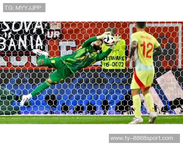 西蒙斯6500万转会热刺表现失常英超9场无进球惨遭北伦敦德比完败