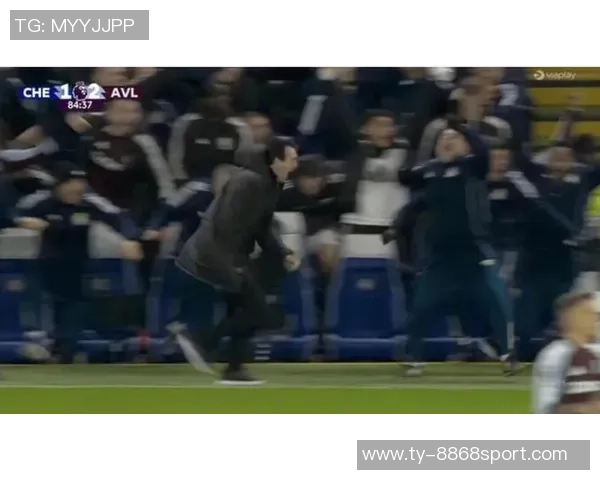 英媒报道维拉切尔西争抢波尔图前锋阿格霍瓦解约金高达1亿欧元