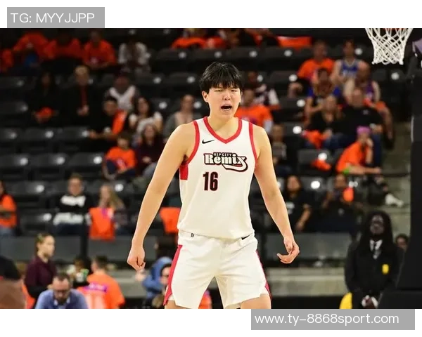 杨瀚森谈对位亚当斯感受直言对方力量惊人一手推我动不了