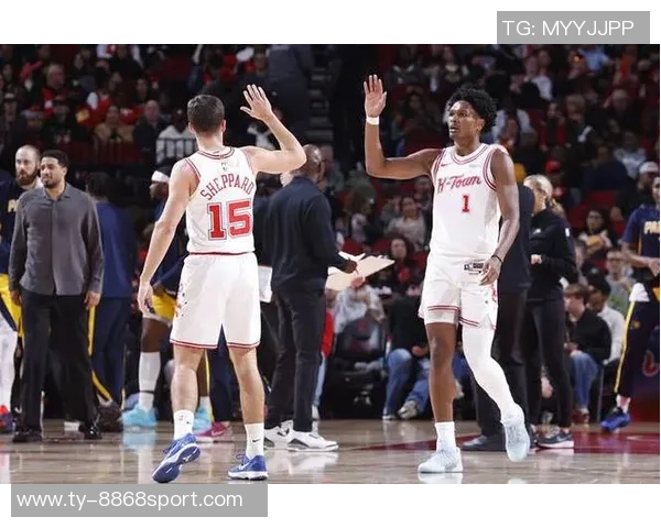 斯通需果断出手解决火箭控卫短板问题以提升球队竞争力